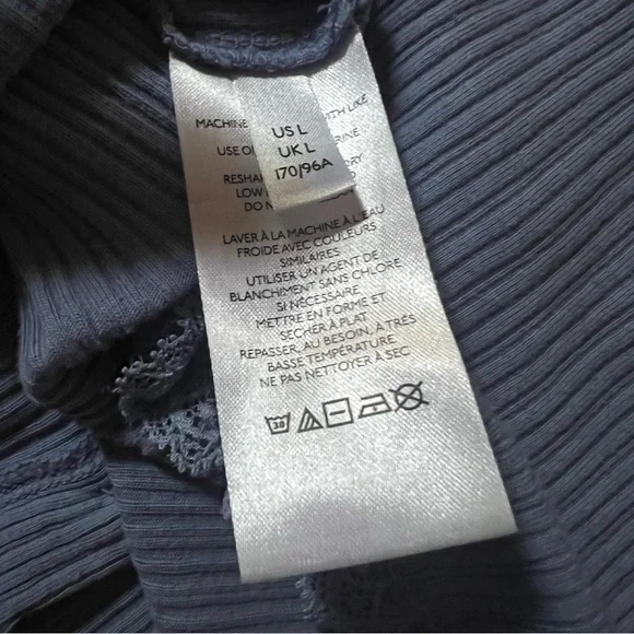 UO Brielle Button-Front Tank Top - Picture 6 of 10